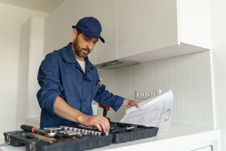 How to Verify the Credentials and Licenses of Your Local Electrician